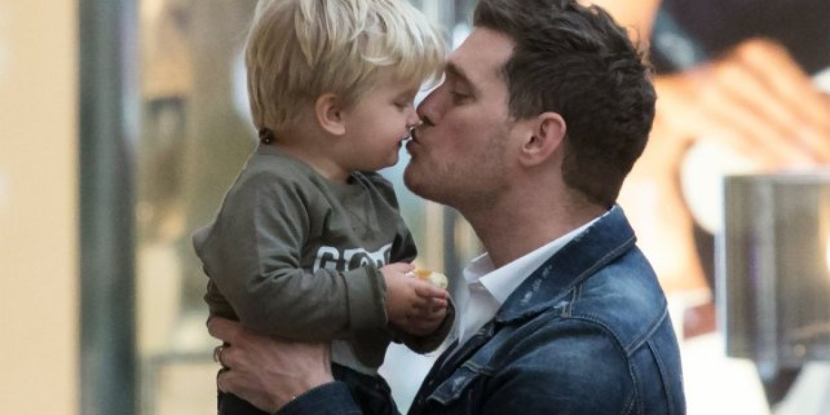 Michael Bublé junto a su hijo Noah / Redes Sociales.