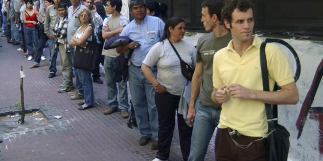 Alarmante: seis de cada diez jóvenes trabajadores en relación de dependencia no están registrados