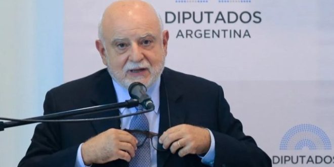 El Gobierno removió al procurador Rodolfo Barra