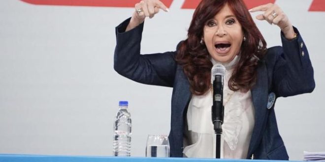 Cristina Kirchner mandó a Milei a «buscar un buen psicólogo»